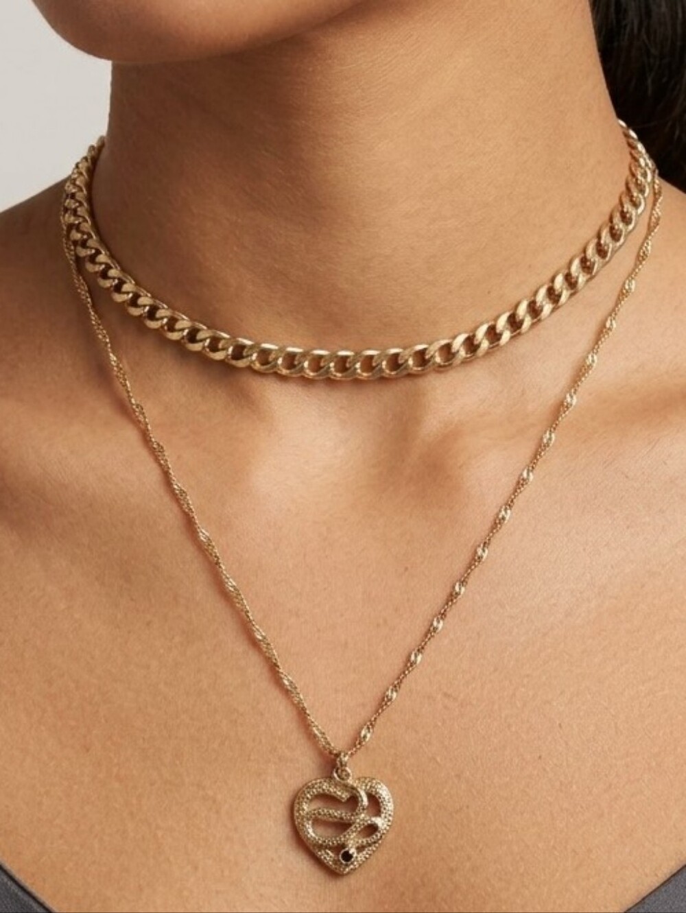 Source Unknown Gold Layered Heart Pendant & Curb Choker Necklace Set